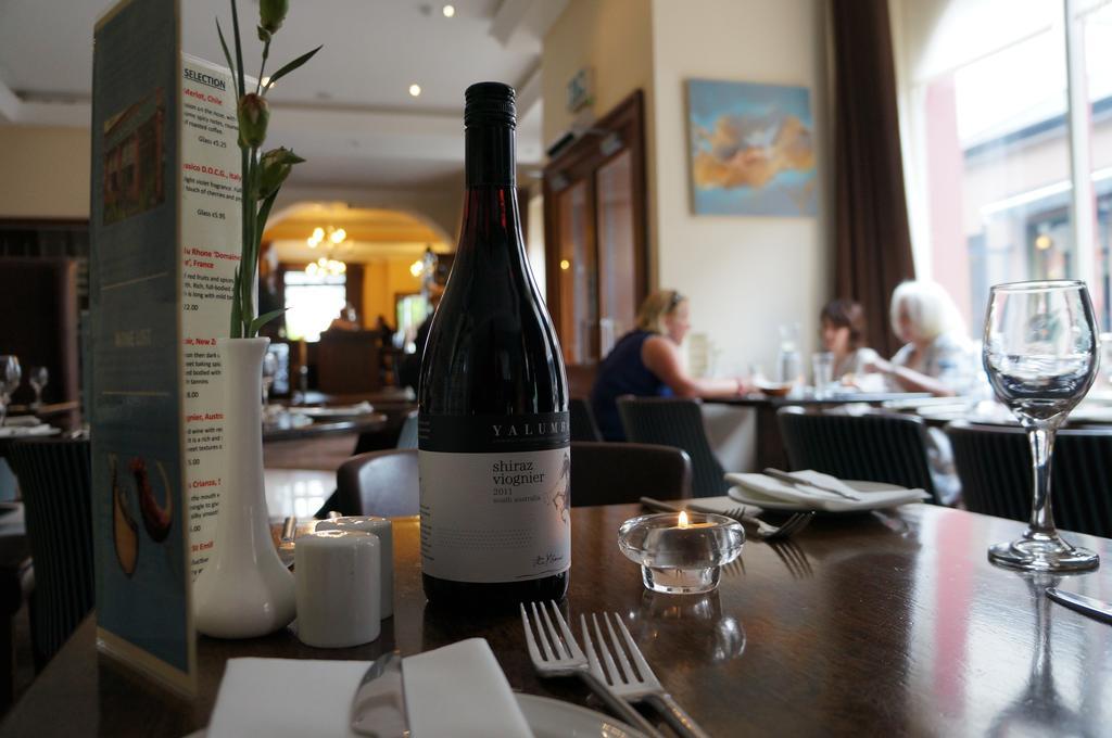 Jacksons Restaurant And Accommodation Roscommon Eksteriør billede